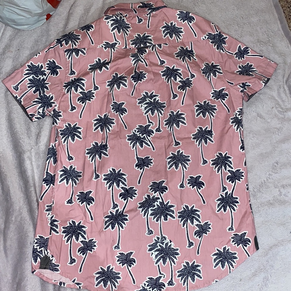 Pink button down - Picture 2 of 3
